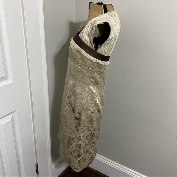 Signette Metallic Gold Floral Brocade Beige Lace Cap Sleeve Empire Waist Dress - Picture 4 of 12